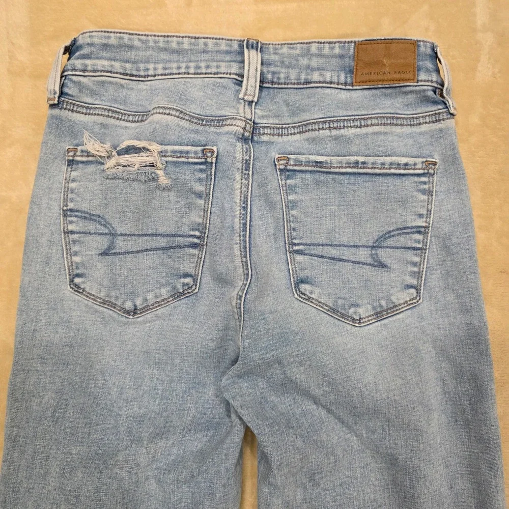 American Eagle High Rise Skinny Kick Jeans Size 2 Distressed Ripped Blue